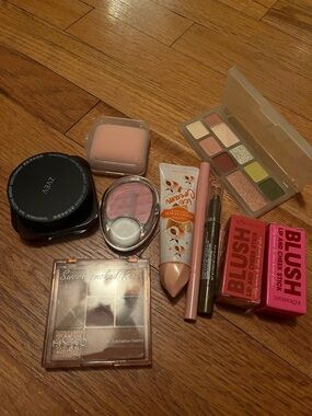 Makeup bundle 10 piece price firm